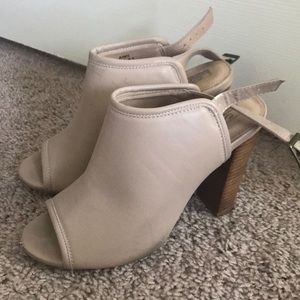 Peep toe clog heels